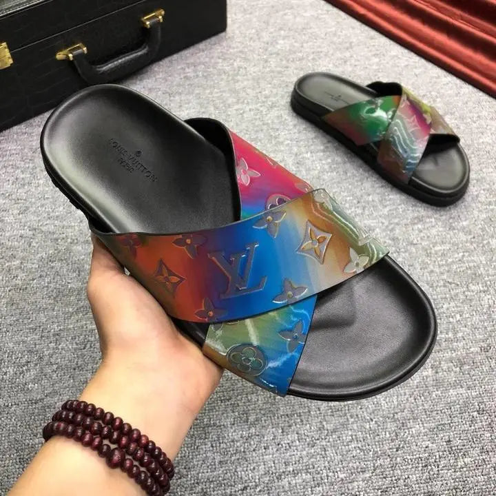 LOUIS VUITTON - PANTOUFLES HOMME - https://treadfitpro.com/